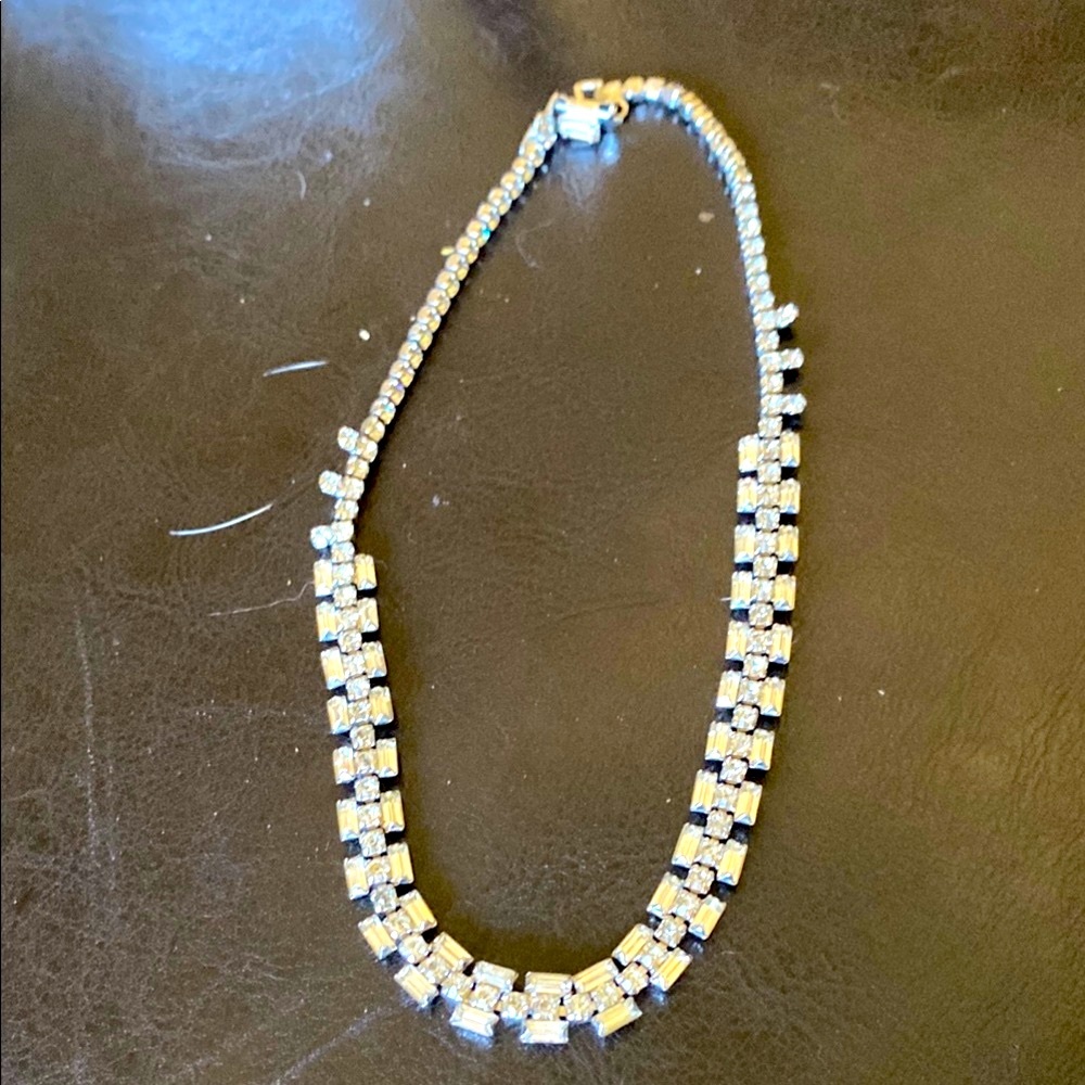 Elegant Silver Necklace with Square Rhinestone Links